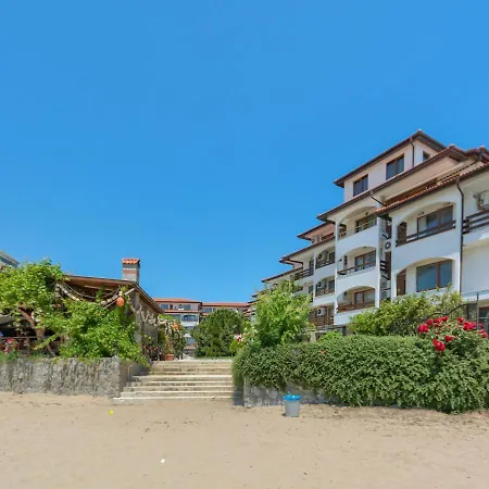 Robinson * 埃勒尼特