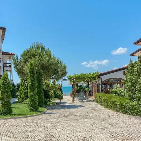 Robinson * 埃勒尼特