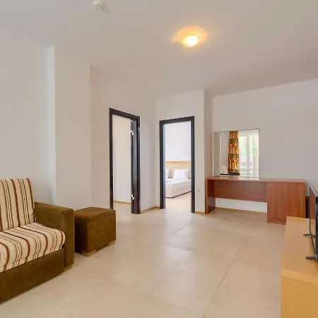 Robinson * 埃勒尼特