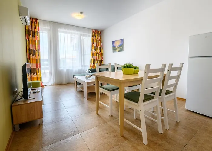 Apartament Robinson *