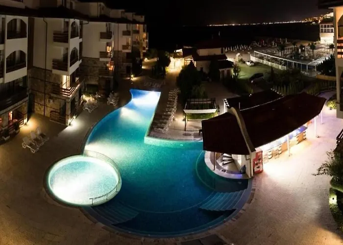 Robinson Apartament Elenite