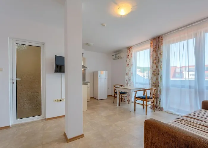 Robinson אלניטה