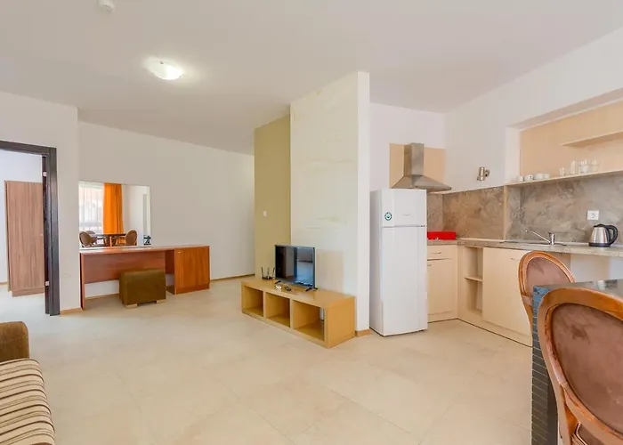 Robinson * אלניטה